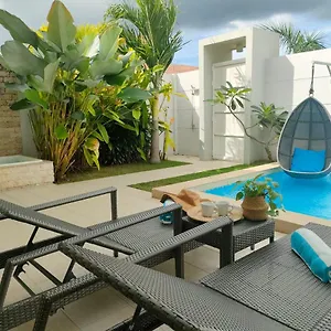 Курортный комплекс Pineale Villas, And