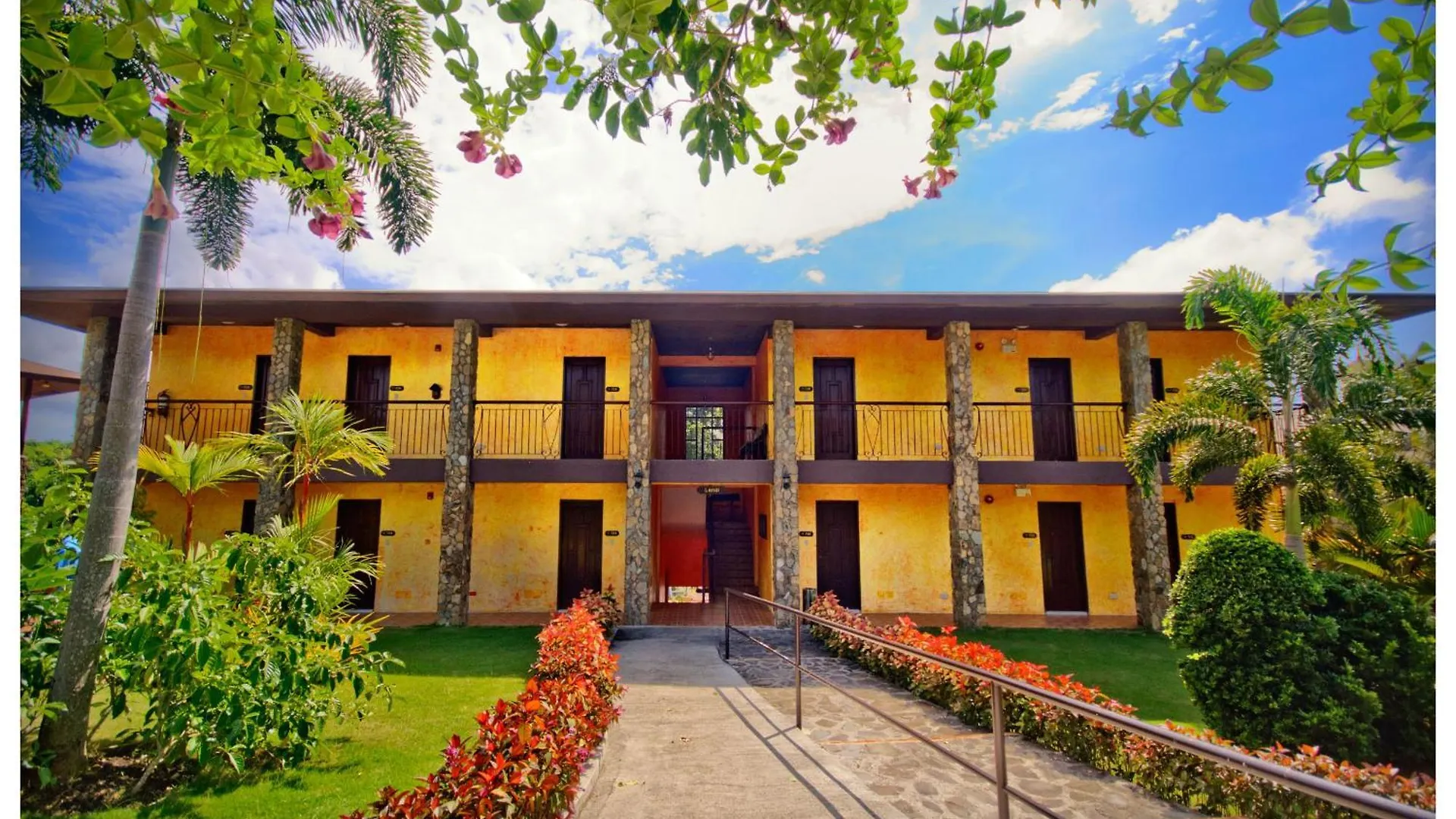 Flushing Meadows Resorts & Playground Panglao Philippines